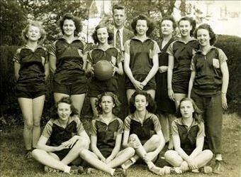 Fannin County High School Girls Team 1945-46 — photo 3